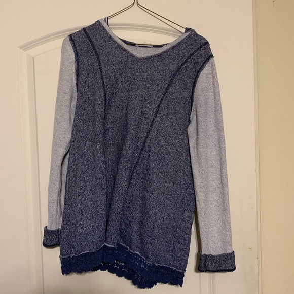 Size M Hoodie - Picture 1 of 2